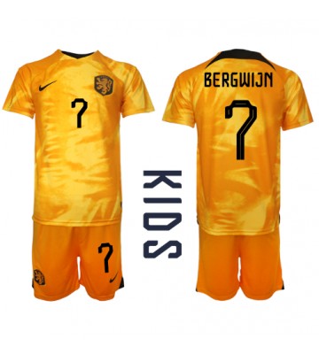 Holland Steven Bergwijn #7 Hjemmebanesæt Børn VM 2022 Kort ærmer (+ korte bukser)